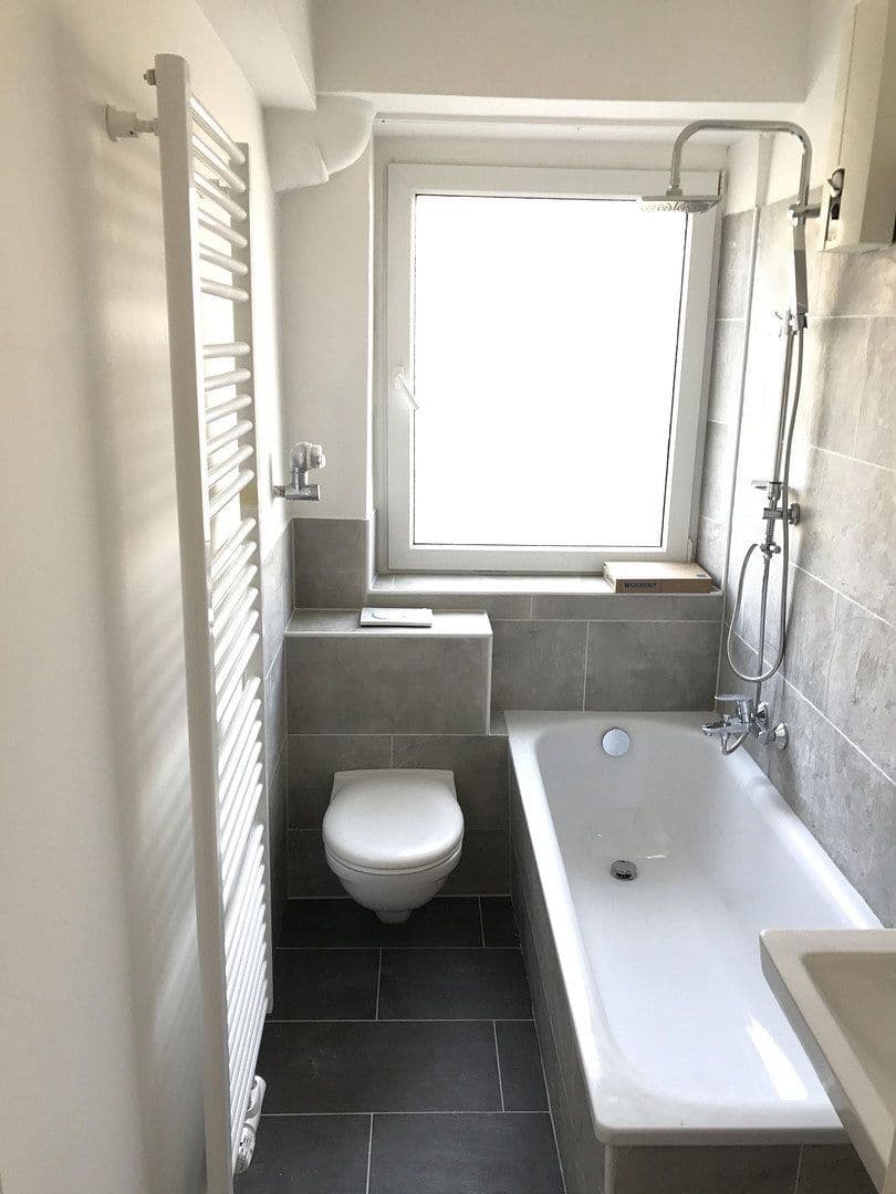2 bedroom flat to rent, 62 m², Am Hohen Weg 30, Frankfurt am Main, Hesse 2 bedroom flat to rent, 62 m², Am Hohen Weg 30, Frankfurt am Main, Hesse