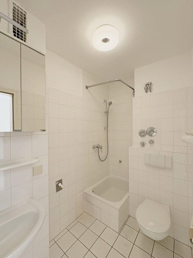 Studio flat to rent, 28 m², Frankfurt, Hesse Studio flat to rent, 28 m², Frankfurt, Hesse