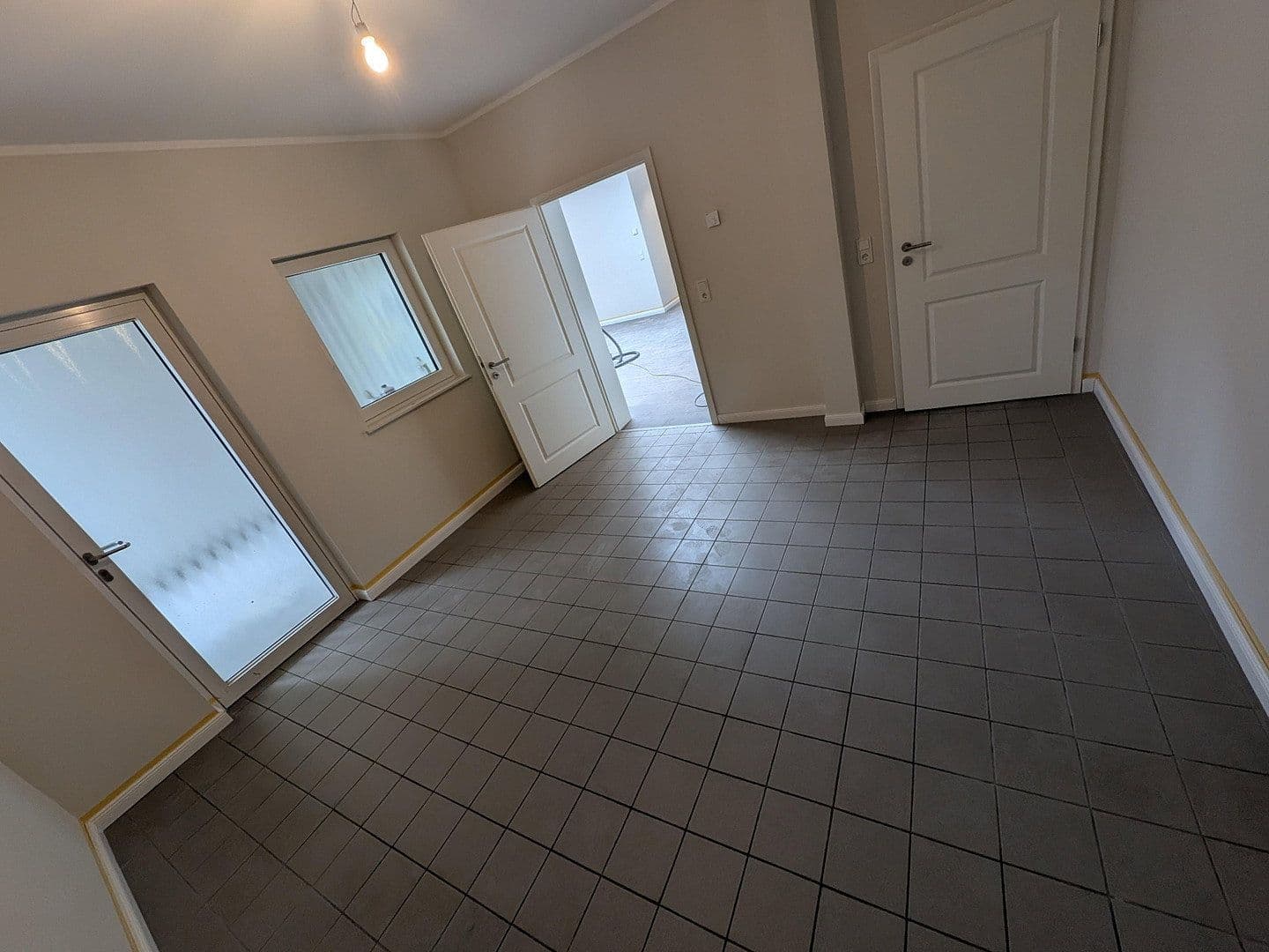 5 bedroom flat to rent, 133 m², Kirchstraße 6, Rüdesheim am Rhein, Hesse 5 bedroom flat to rent, 133 m², Kirchstraße 6, Rüdesheim am Rhein, Hesse