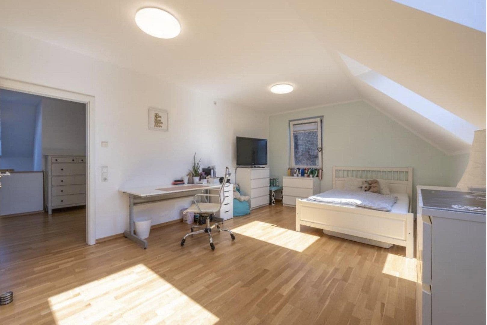 house for sale, 270 m², Philipp-Schnell-Strasse 31-33, Frankfurt, Hesse house for sale, 270 m², Philipp-Schnell-Strasse 31-33, Frankfurt, Hesse