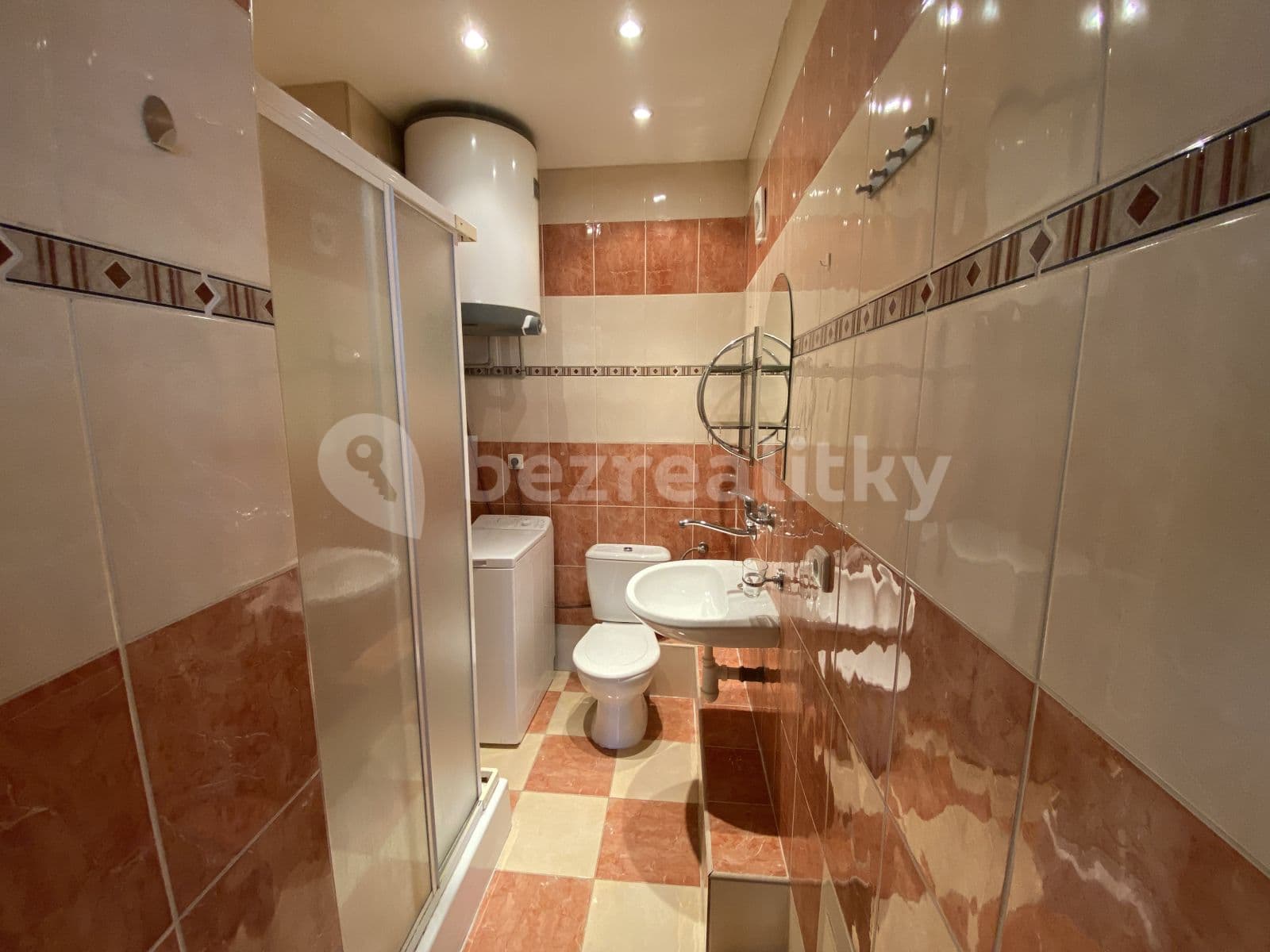 Studio flat to rent, 34 m², Sekaninova, Prague, Prague Studio flat to rent, 34 m², Sekaninova, Prague, Prague