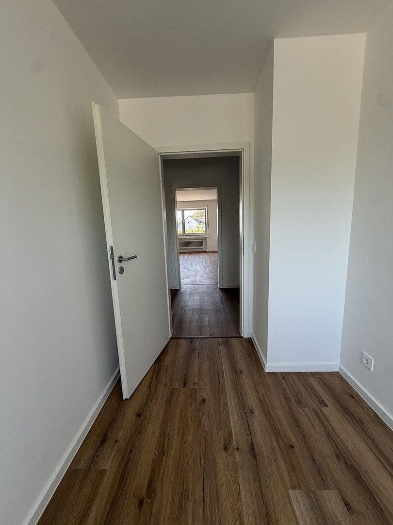 3 bedroom flat to rent, 95 m², Aachener Straße 1274, Köln, North Rhine-Westphalia 3 bedroom flat to rent, 95 m², Aachener Straße 1274, Köln, North Rhine-Westphalia