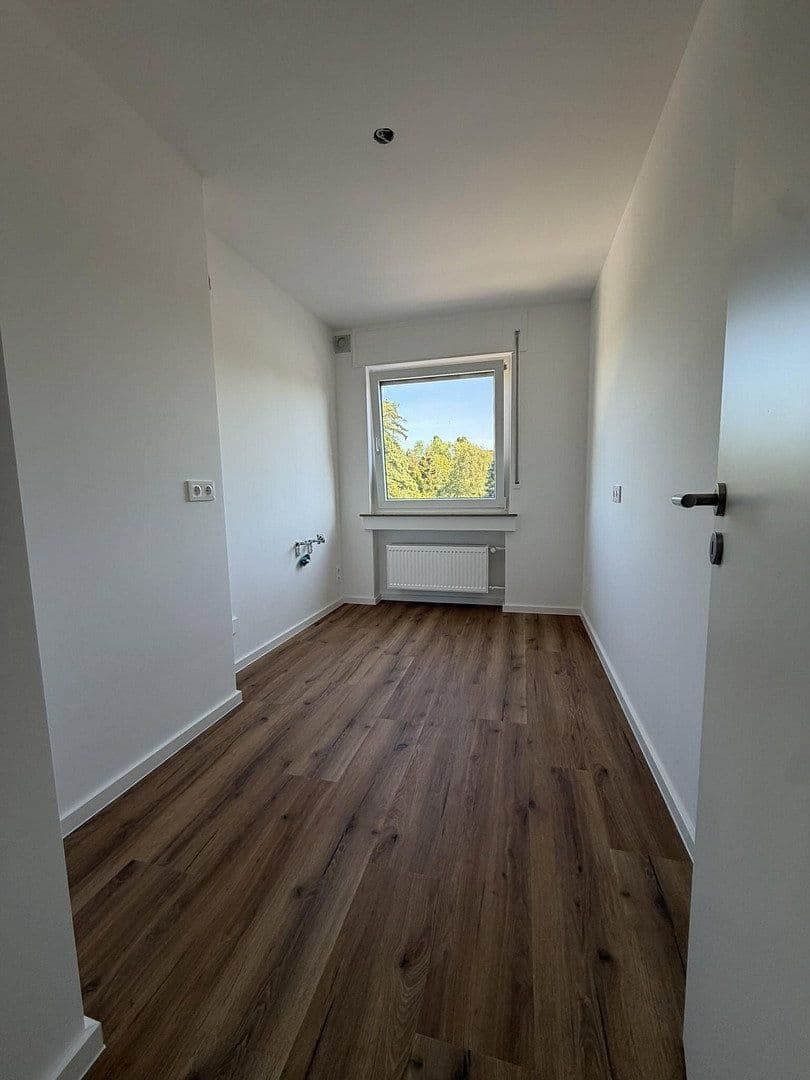 3 bedroom flat to rent, 95 m², Aachener Straße 1274, Köln, North Rhine-Westphalia 3 bedroom flat to rent, 95 m², Aachener Straße 1274, Köln, North Rhine-Westphalia