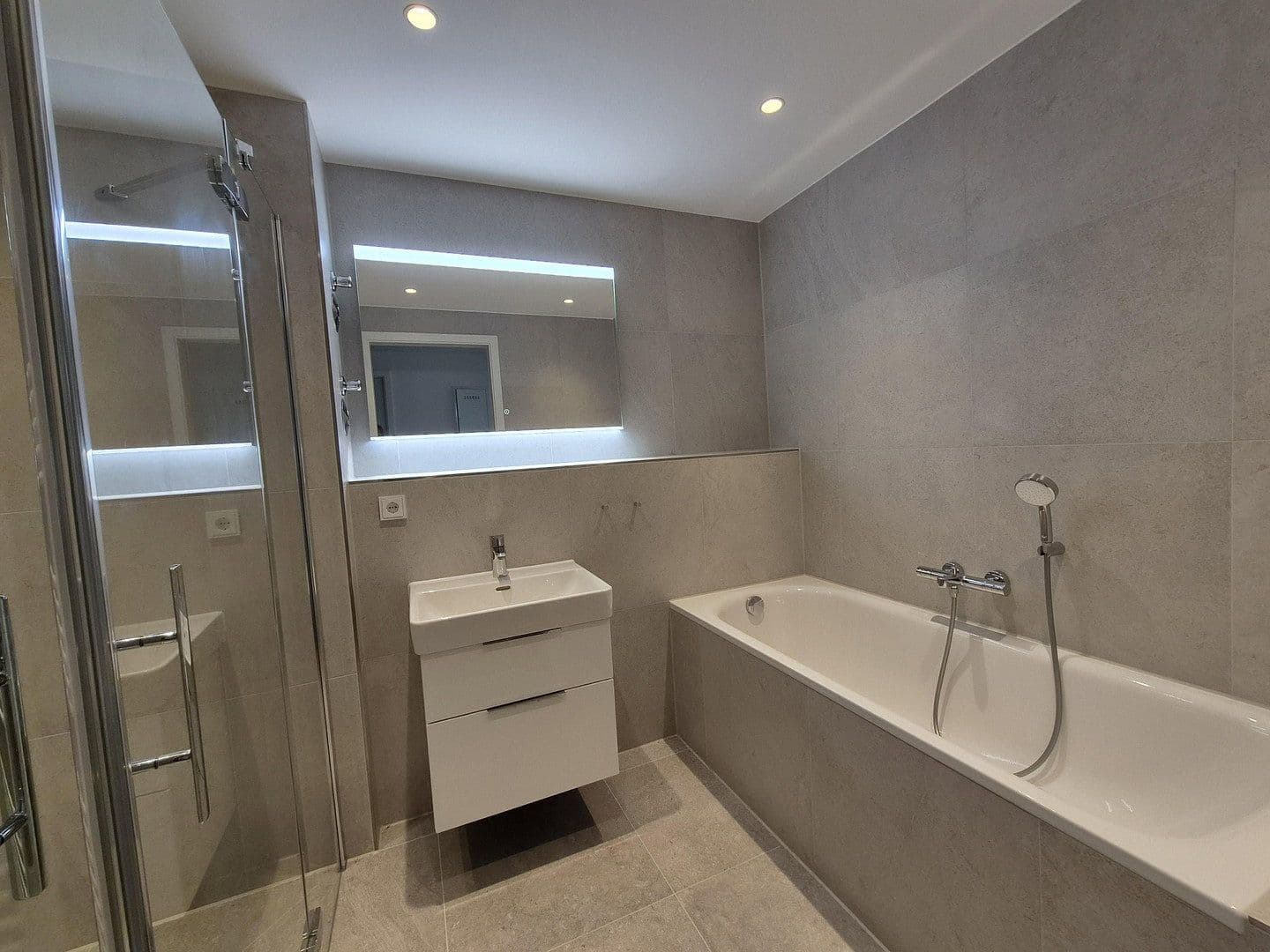 3 bedroom flat to rent, 93 m², Dresden, Saxony 3 bedroom flat to rent, 93 m², Dresden, Saxony