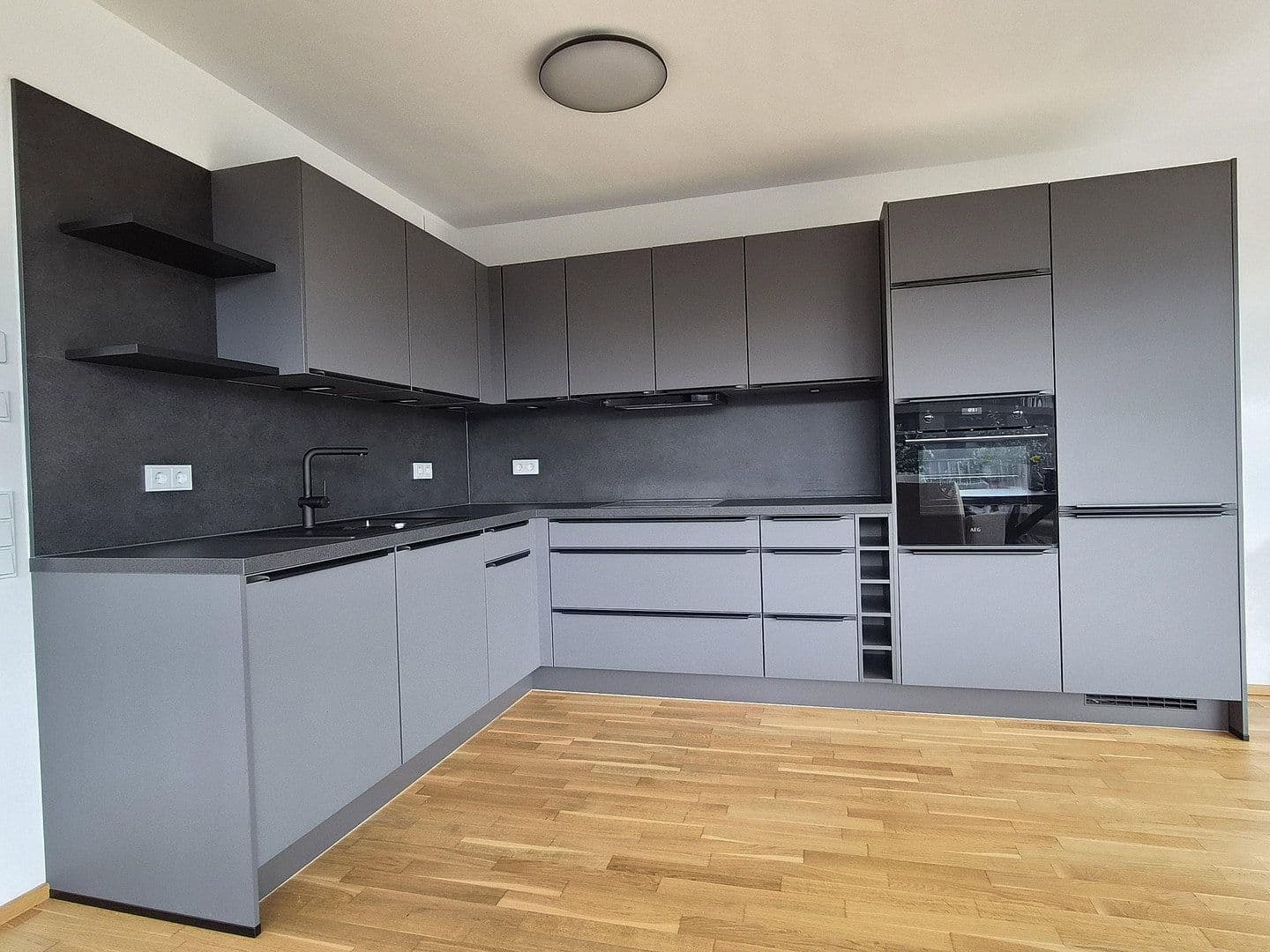 3 bedroom flat to rent, 93 m², Dresden, Saxony 3 bedroom flat to rent, 93 m², Dresden, Saxony