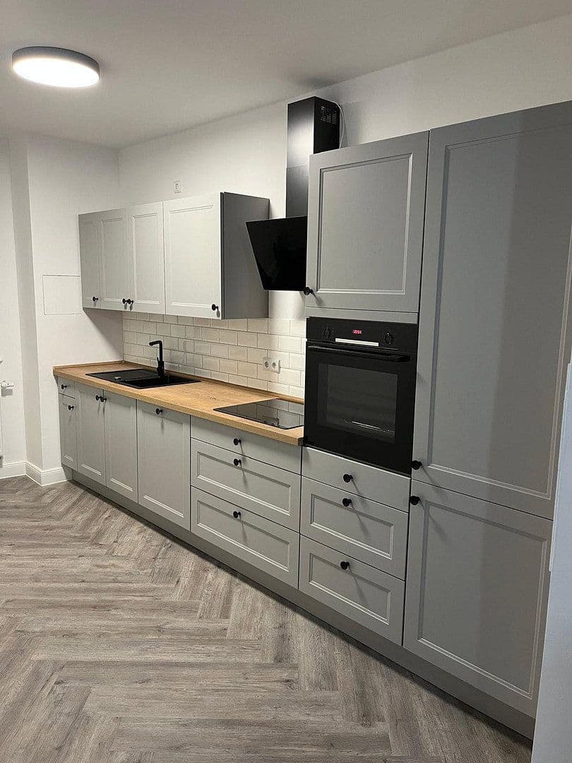 3 bedroom with open-plan kitchen flat to rent, 128 m², Thiemstraße 10, Magdeburg, Saxony-Anhalt 3 bedroom with open-plan kitchen flat to rent, 128 m², Thiemstraße 10, Magdeburg, Saxony-Anhalt