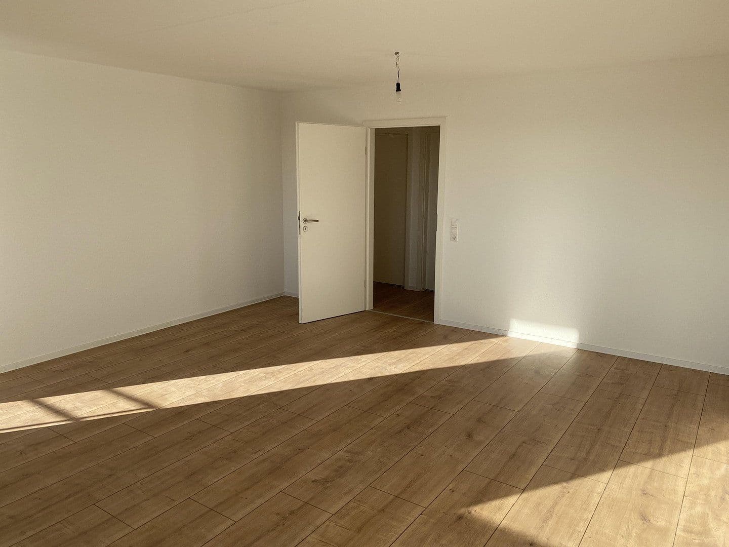 1 bedroom flat to rent, 35 m², Linkenheim-Hochstetten, Baden-Württemberg 1 bedroom flat to rent, 35 m², Linkenheim-Hochstetten, Baden-Württemberg