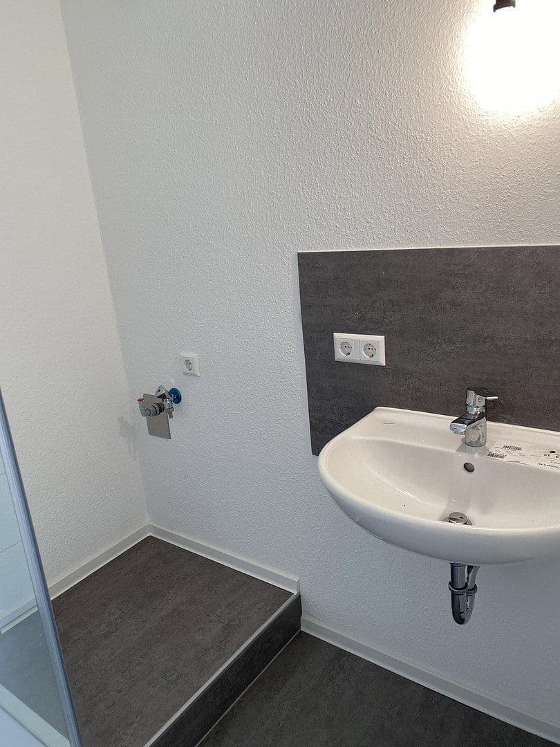 1 bedroom flat to rent, 35 m², Linkenheim-Hochstetten, Baden-Württemberg 1 bedroom flat to rent, 35 m², Linkenheim-Hochstetten, Baden-Württemberg