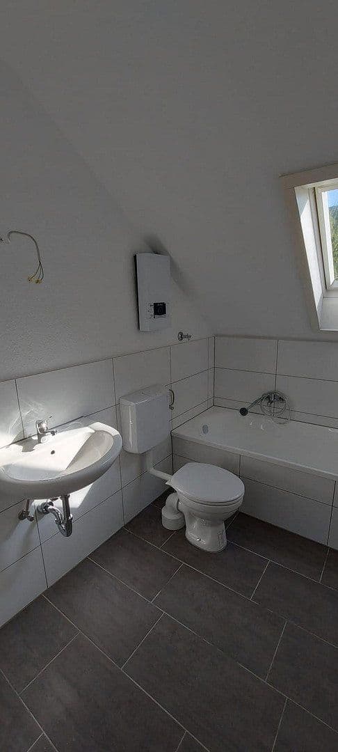 2 bedroom flat to rent, 62 m², Hasencleverstr. 18, Solingen, North Rhine-Westphalia 2 bedroom flat to rent, 62 m², Hasencleverstr. 18, Solingen, North Rhine-Westphalia