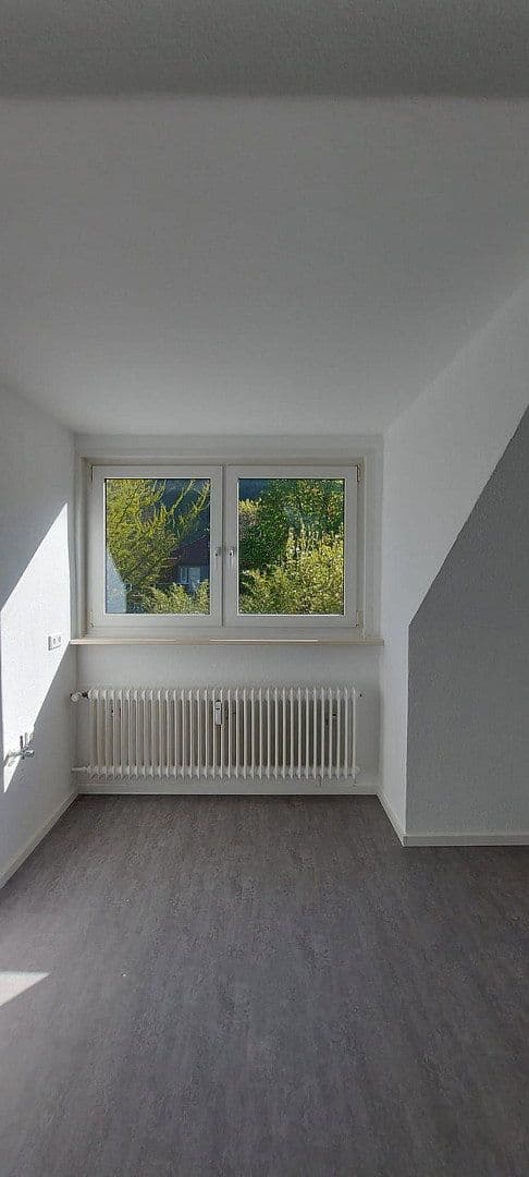 2 bedroom flat to rent, 62 m², Hasencleverstr. 18, Solingen, North Rhine-Westphalia 2 bedroom flat to rent, 62 m², Hasencleverstr. 18, Solingen, North Rhine-Westphalia