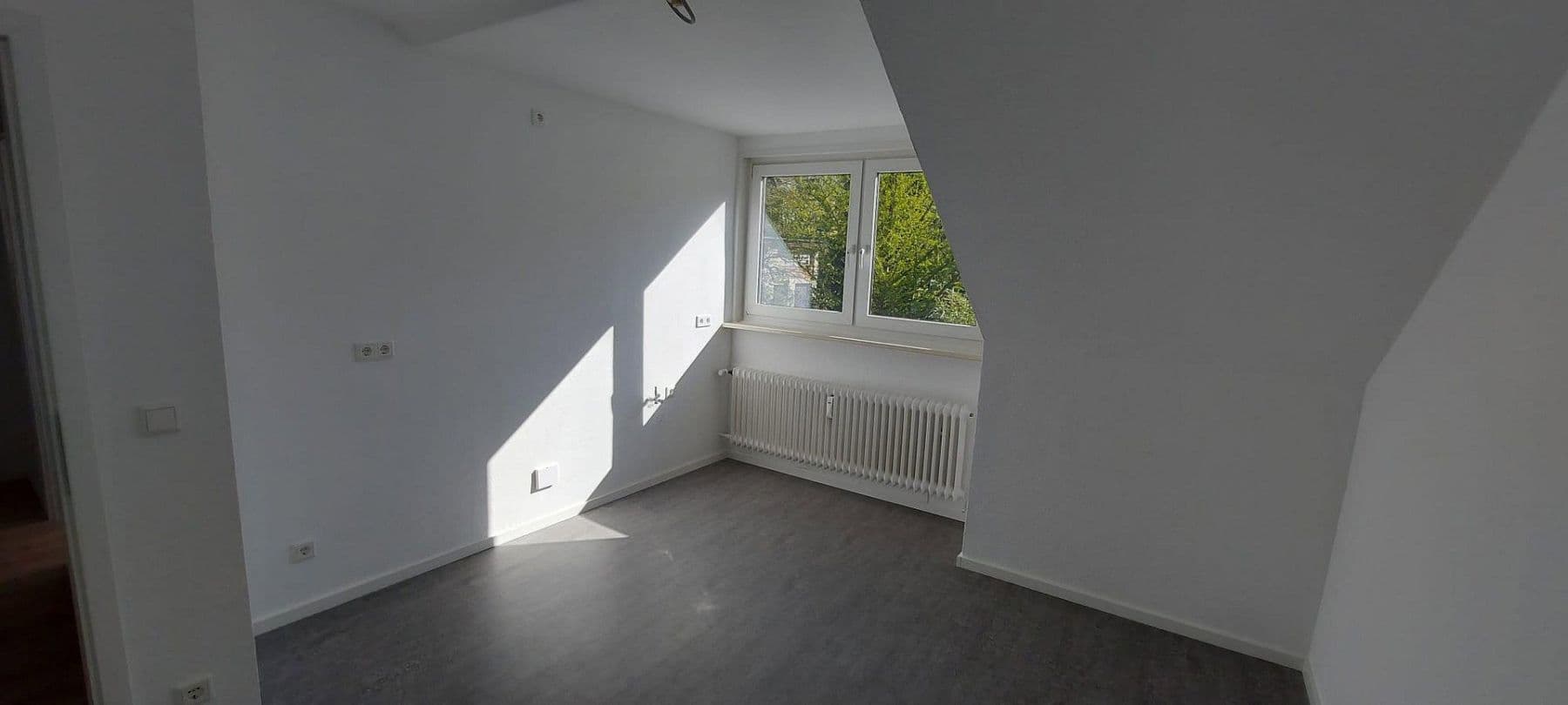 2 bedroom flat to rent, 62 m², Hasencleverstr. 18, Solingen, North Rhine-Westphalia 2 bedroom flat to rent, 62 m², Hasencleverstr. 18, Solingen, North Rhine-Westphalia