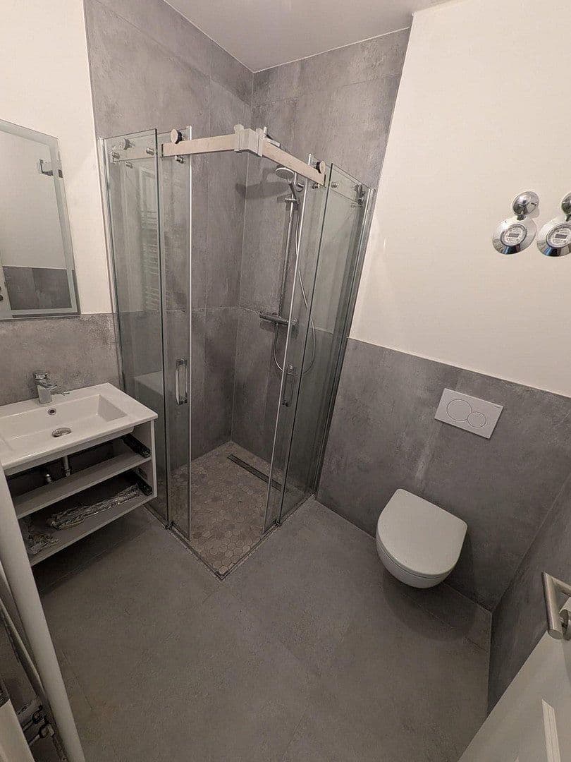1 bedroom with open-plan kitchen flat to rent, 76 m², Kirchstraße 6, Rüdesheim am Rhein, Hesse 1 bedroom with open-plan kitchen flat to rent, 76 m², Kirchstraße 6, Rüdesheim am Rhein, Hesse