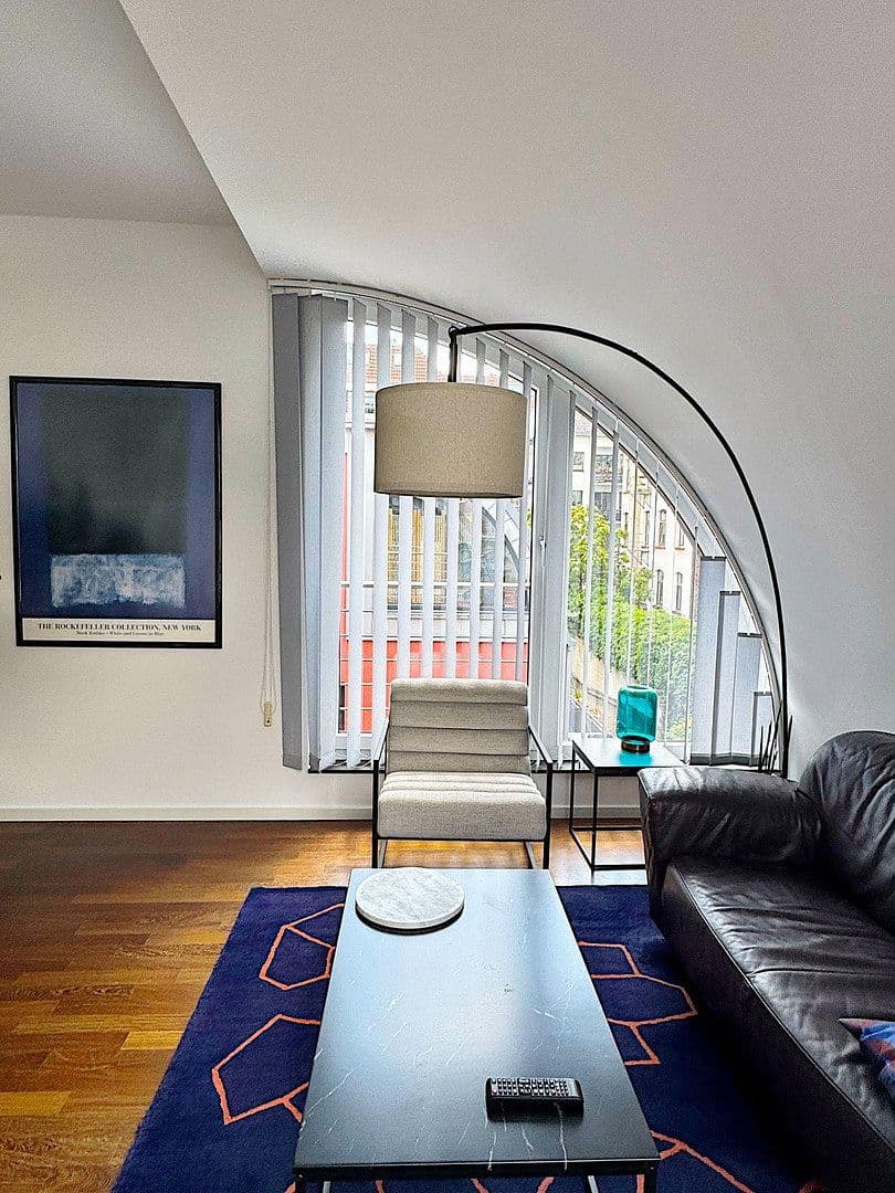 2 bedroom with open-plan kitchen flat to rent, 115 m², Köln, North Rhine-Westphalia 2 bedroom with open-plan kitchen flat to rent, 115 m², Köln, North Rhine-Westphalia