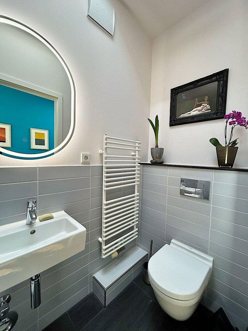2 bedroom with open-plan kitchen flat to rent, 115 m², Köln, North Rhine-Westphalia 2 bedroom with open-plan kitchen flat to rent, 115 m², Köln, North Rhine-Westphalia