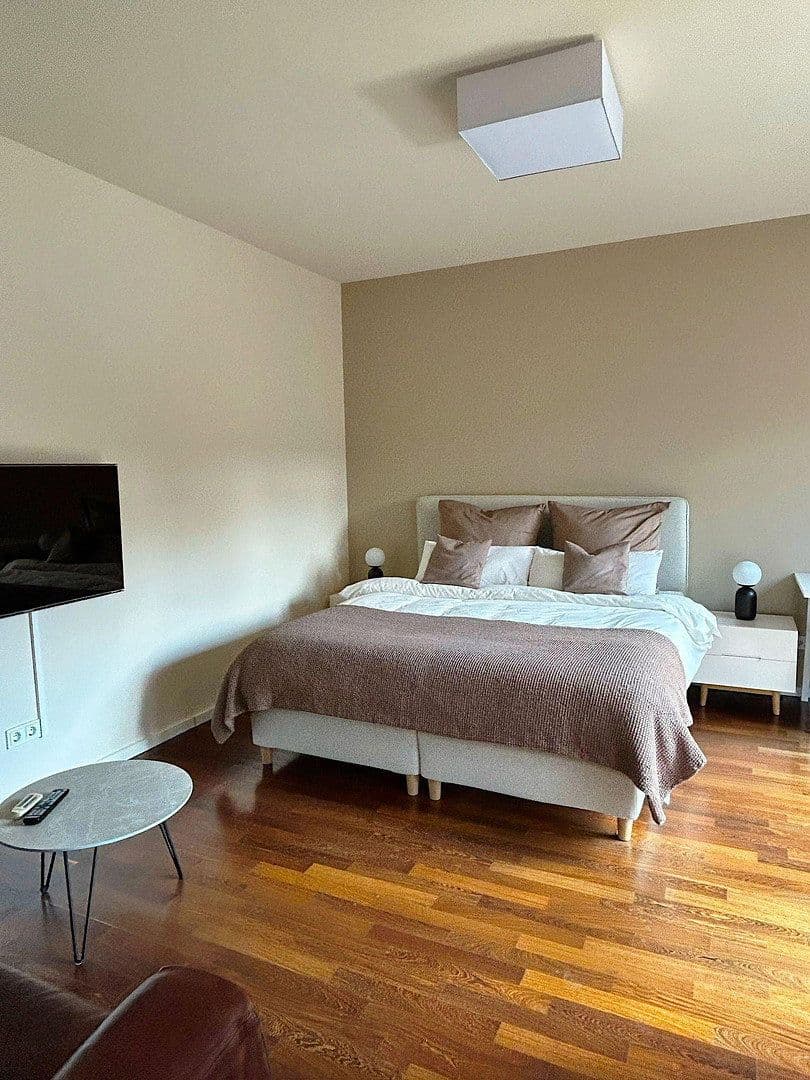 2 bedroom with open-plan kitchen flat to rent, 115 m², Köln, North Rhine-Westphalia 2 bedroom with open-plan kitchen flat to rent, 115 m², Köln, North Rhine-Westphalia