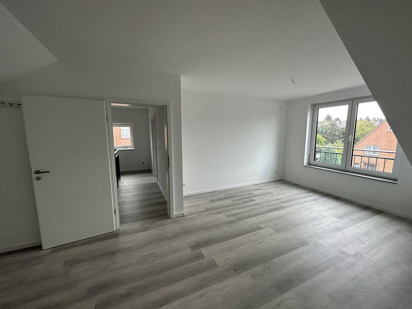 4 bedroom flat to rent, 116 m², Bachstraße 10, Bergheim, North Rhine-Westphalia 4 bedroom flat to rent, 116 m², Bachstraße 10, Bergheim, North Rhine-Westphalia