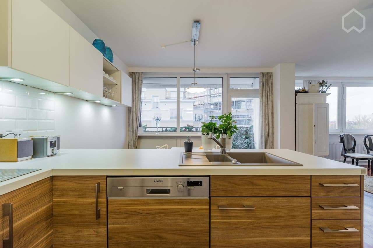 1 bedroom with open-plan kitchen flat for sale, 80 m², Karlsruhe Straße / Kurfürstendamm, Berlin, Berlin 1 bedroom with open-plan kitchen flat for sale, 80 m², Karlsruhe Straße / Kurfürstendamm, Berlin, Berlin