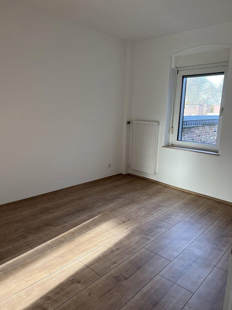 house to rent, 171 m², Hasenweide 105, Frechen, North Rhine-Westphalia house to rent, 171 m², Hasenweide 105, Frechen, North Rhine-Westphalia