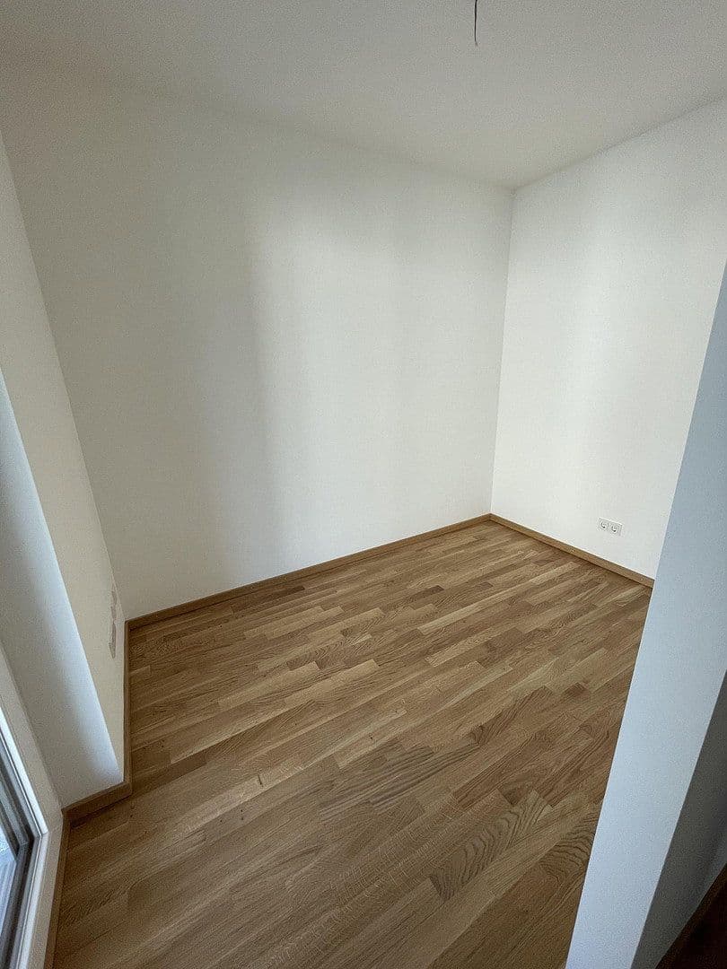 Studio flat to rent, 45 m², Ada-Lovelace Strasse 4, Ottobrunn, Bavaria Studio flat to rent, 45 m², Ada-Lovelace Strasse 4, Ottobrunn, Bavaria