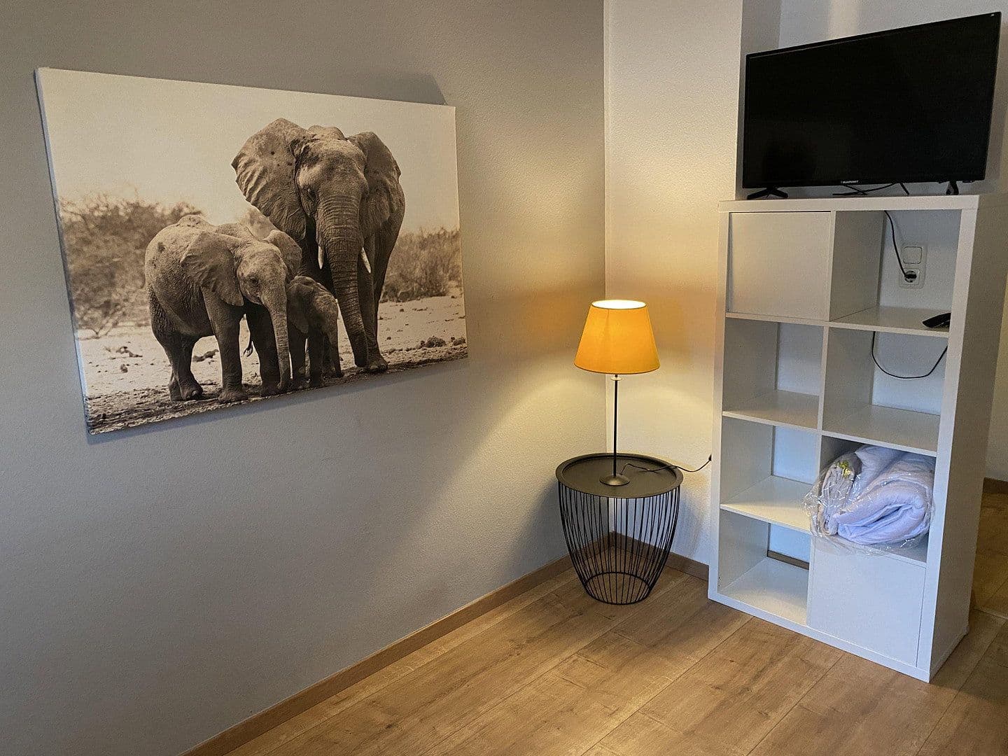 1 bedroom with open-plan kitchen flat to rent, 60 m², Moritzstr.8 Hinterhaus, Wiesbaden, Hesse 1 bedroom with open-plan kitchen flat to rent, 60 m², Moritzstr.8 Hinterhaus, Wiesbaden, Hesse