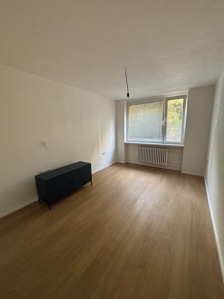 2 bedroom with open-plan kitchen flat to rent, 72 m², Mládežnická, Prague, Prague 2 bedroom with open-plan kitchen flat to rent, 72 m², Mládežnická, Prague, Prague