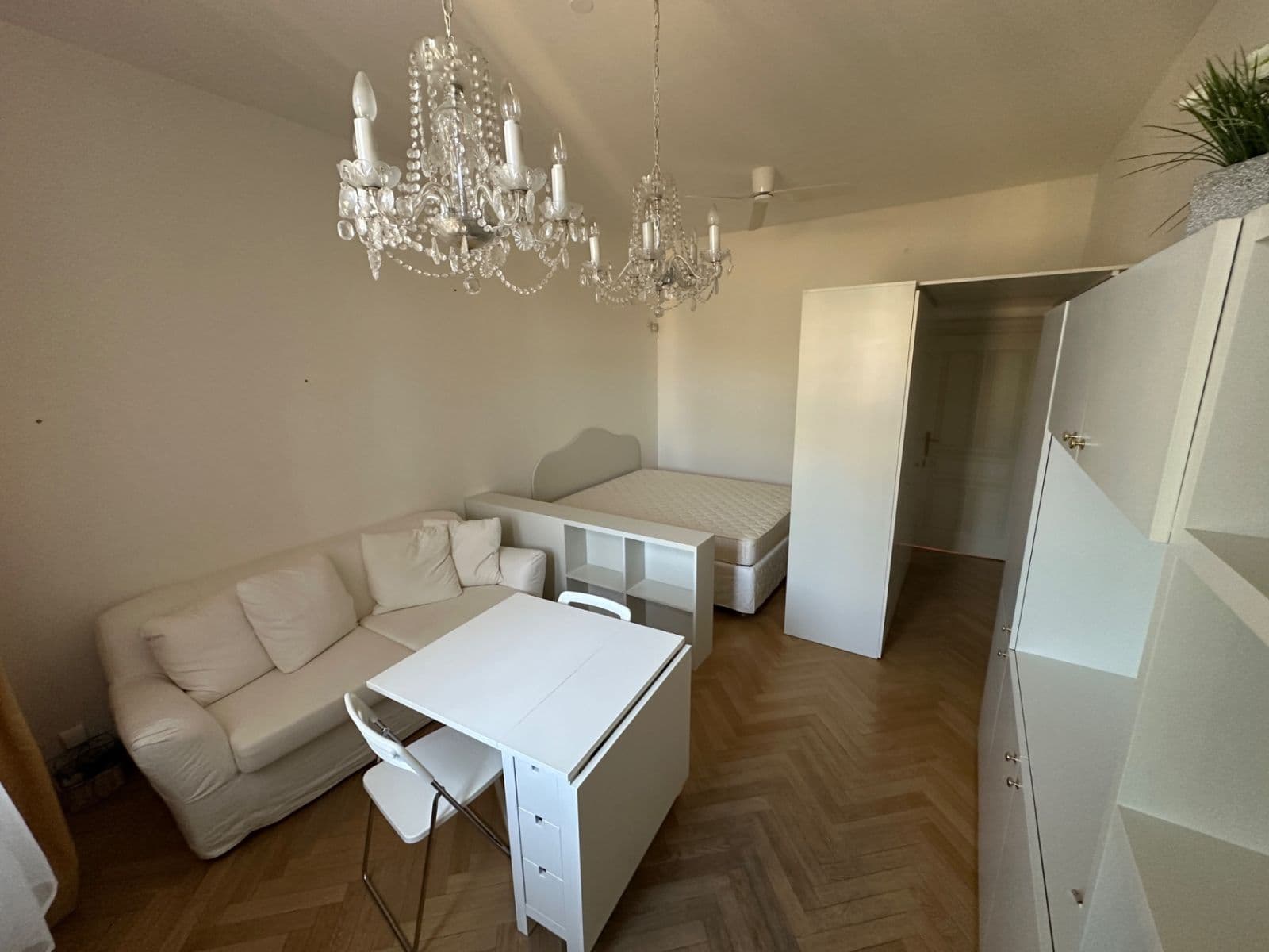 Studio flat to rent, 31 m², Valentinská, Prague, Prague Studio flat to rent, 31 m², Valentinská, Prague, Prague