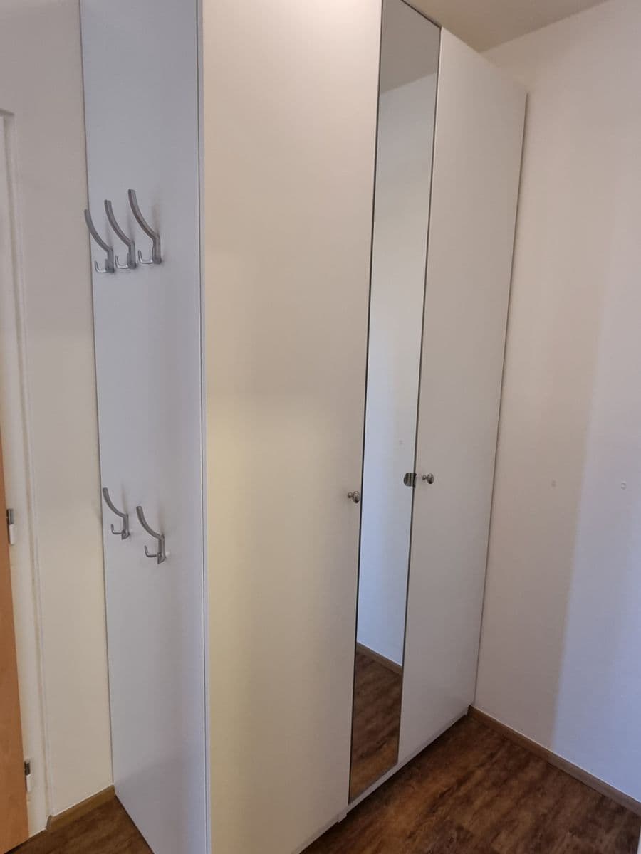 2 bedroom with open-plan kitchen flat to rent, 71 m², Nevanova, Prague, Prague 2 bedroom with open-plan kitchen flat to rent, 71 m², Nevanova, Prague, Prague