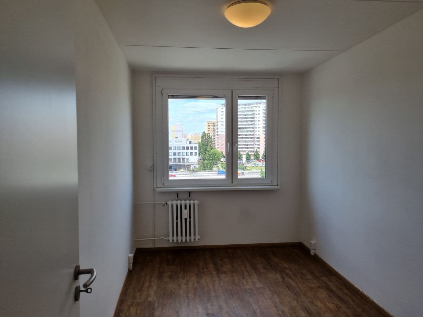 2 bedroom with open-plan kitchen flat to rent, 71 m², Nevanova, Prague, Prague 2 bedroom with open-plan kitchen flat to rent, 71 m², Nevanova, Prague, Prague