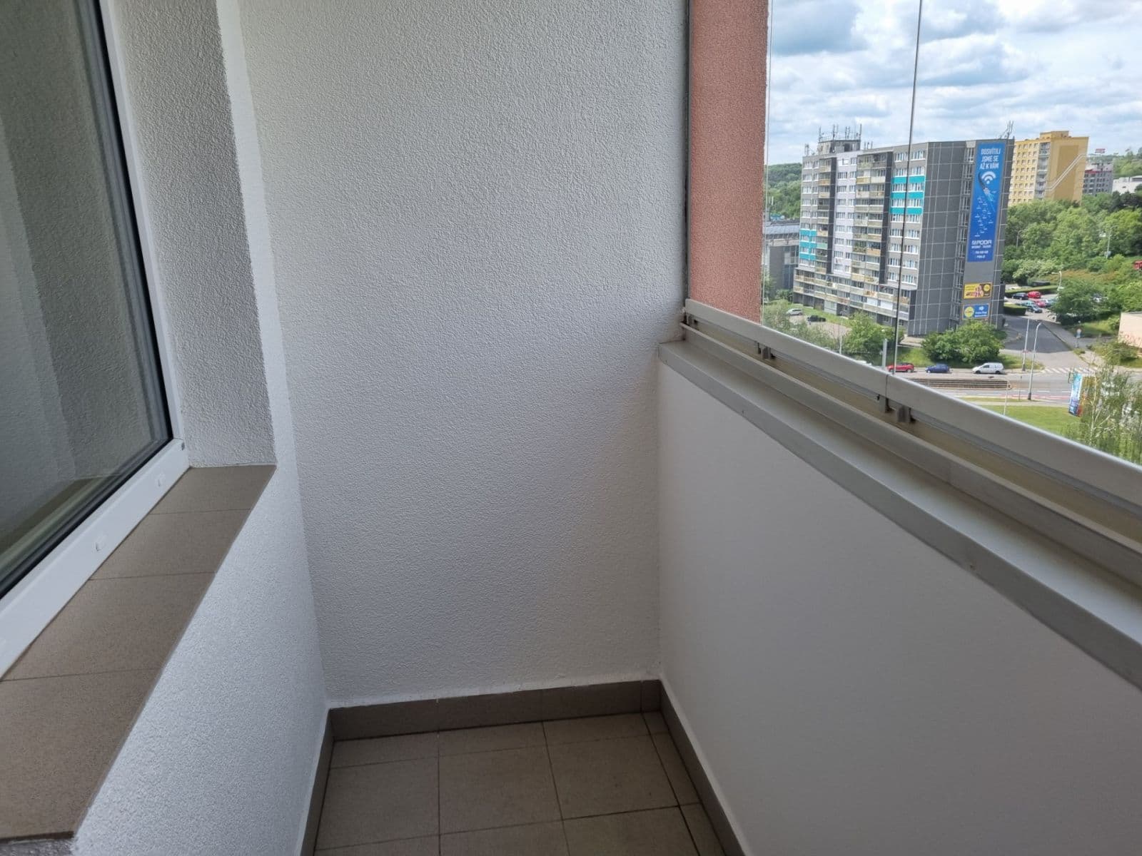 2 bedroom with open-plan kitchen flat to rent, 71 m², Nevanova, Prague, Prague 2 bedroom with open-plan kitchen flat to rent, 71 m², Nevanova, Prague, Prague