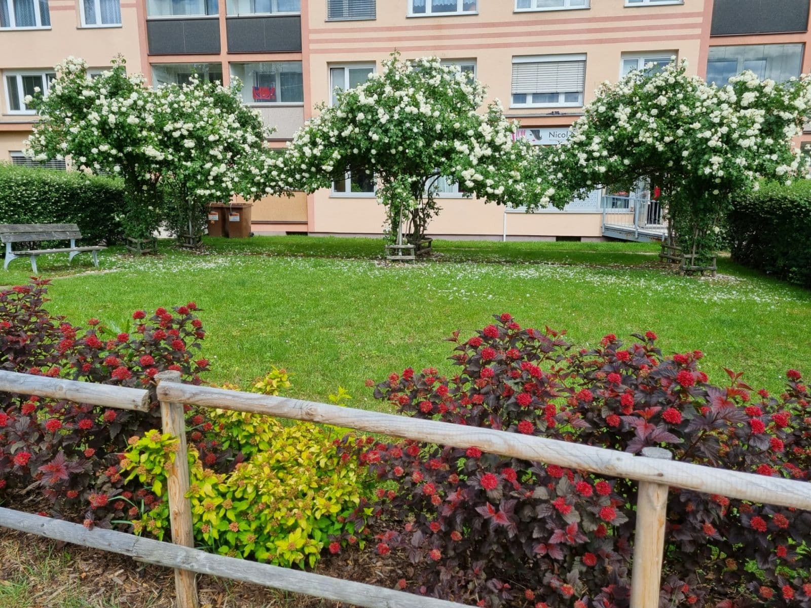 2 bedroom with open-plan kitchen flat to rent, 71 m², Nevanova, Prague, Prague 2 bedroom with open-plan kitchen flat to rent, 71 m², Nevanova, Prague, Prague