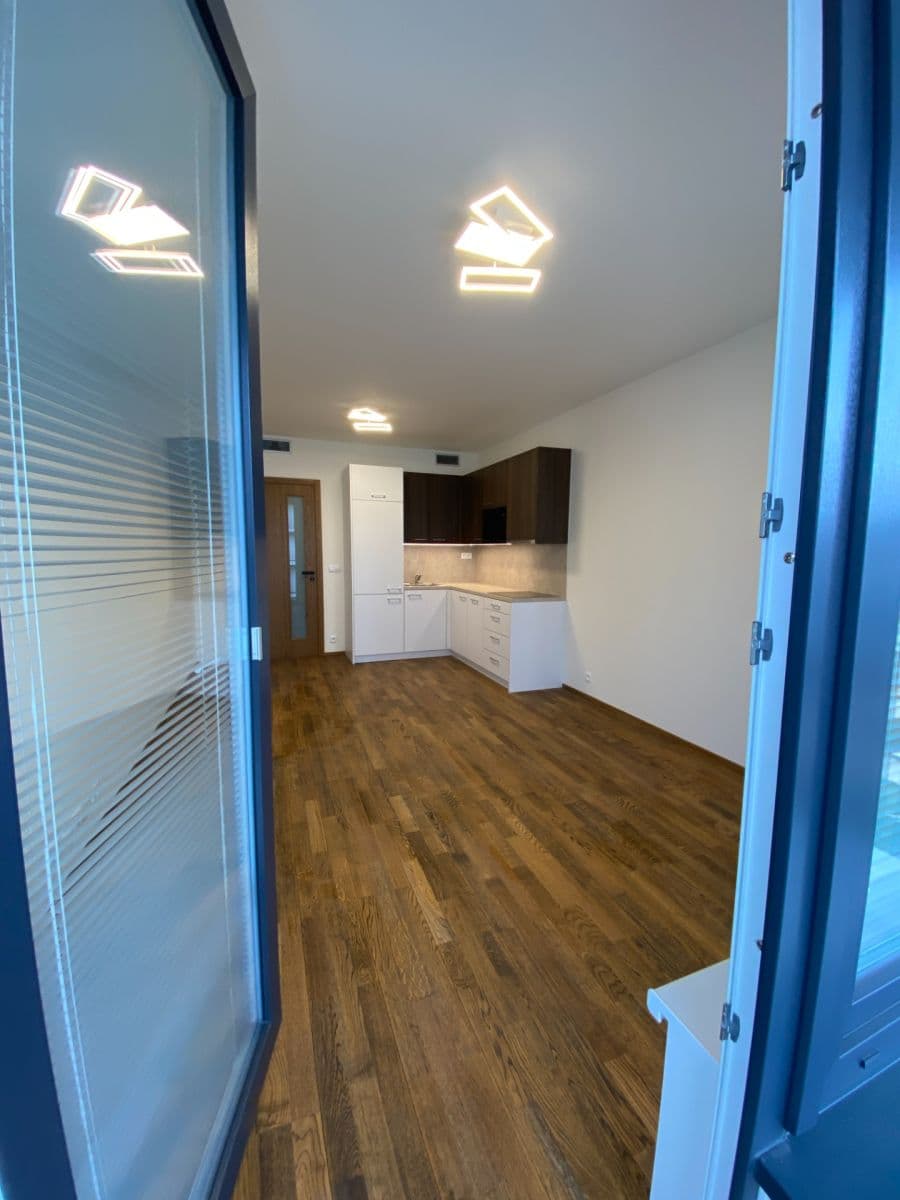 Studio flat to rent, 33 m², Smržových, Prague, Prague Studio flat to rent, 33 m², Smržových, Prague, Prague
