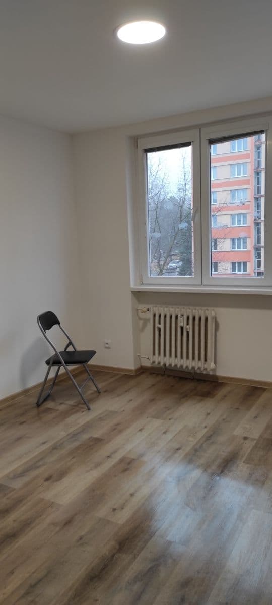 2 bedroom flat to rent, 49 m², Svojsíkova, Ústí nad Labem, Ústecký Region 2 bedroom flat to rent, 49 m², Svojsíkova, Ústí nad Labem, Ústecký Region