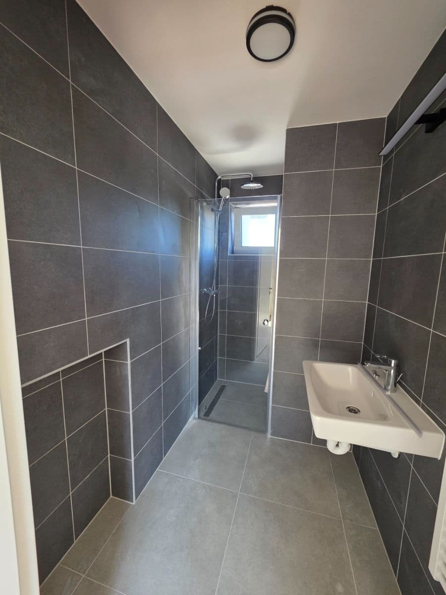 1 bedroom with open-plan kitchen flat to rent, 45 m², K Lipám, Prague, Prague 1 bedroom with open-plan kitchen flat to rent, 45 m², K Lipám, Prague, Prague