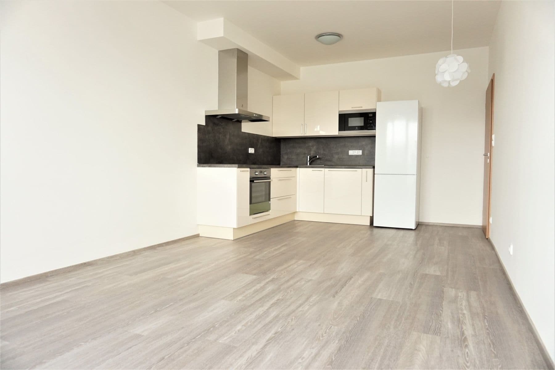1 bedroom with open-plan kitchen flat to rent, 55 m², Kryšpínova, Prague, Prague 1 bedroom with open-plan kitchen flat to rent, 55 m², Kryšpínova, Prague, Prague