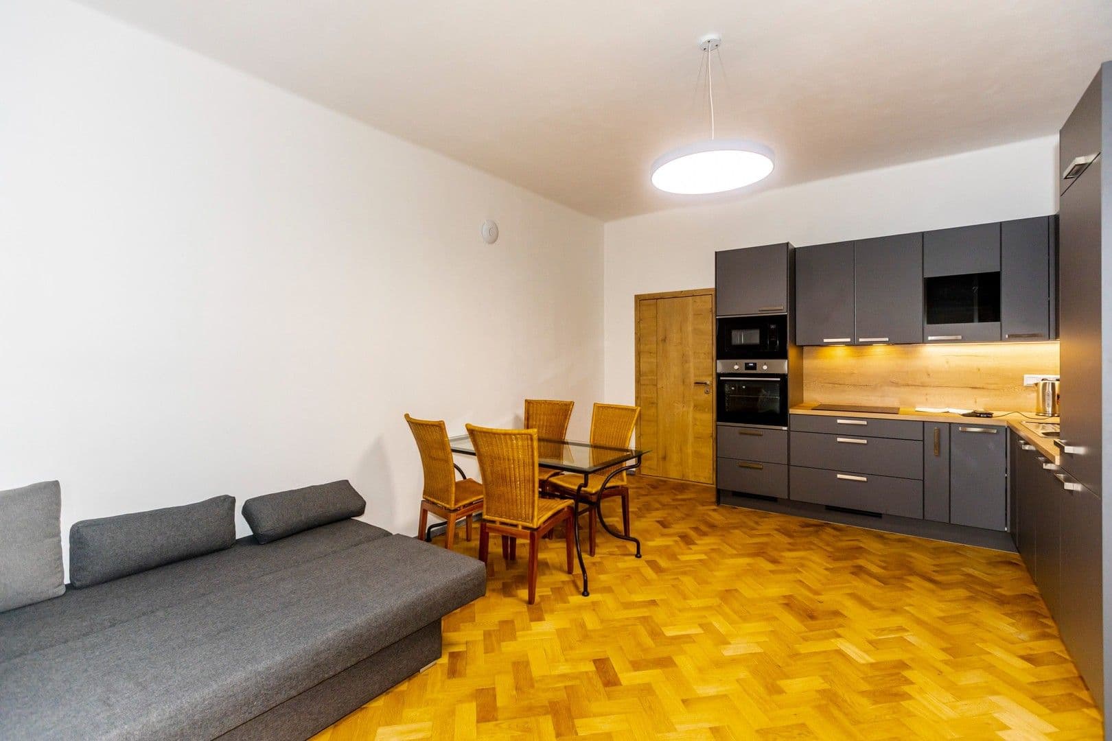 3 bedroom flat to rent, 83 m², Kubelíkova, Prague, Prague 3 bedroom flat to rent, 83 m², Kubelíkova, Prague, Prague
