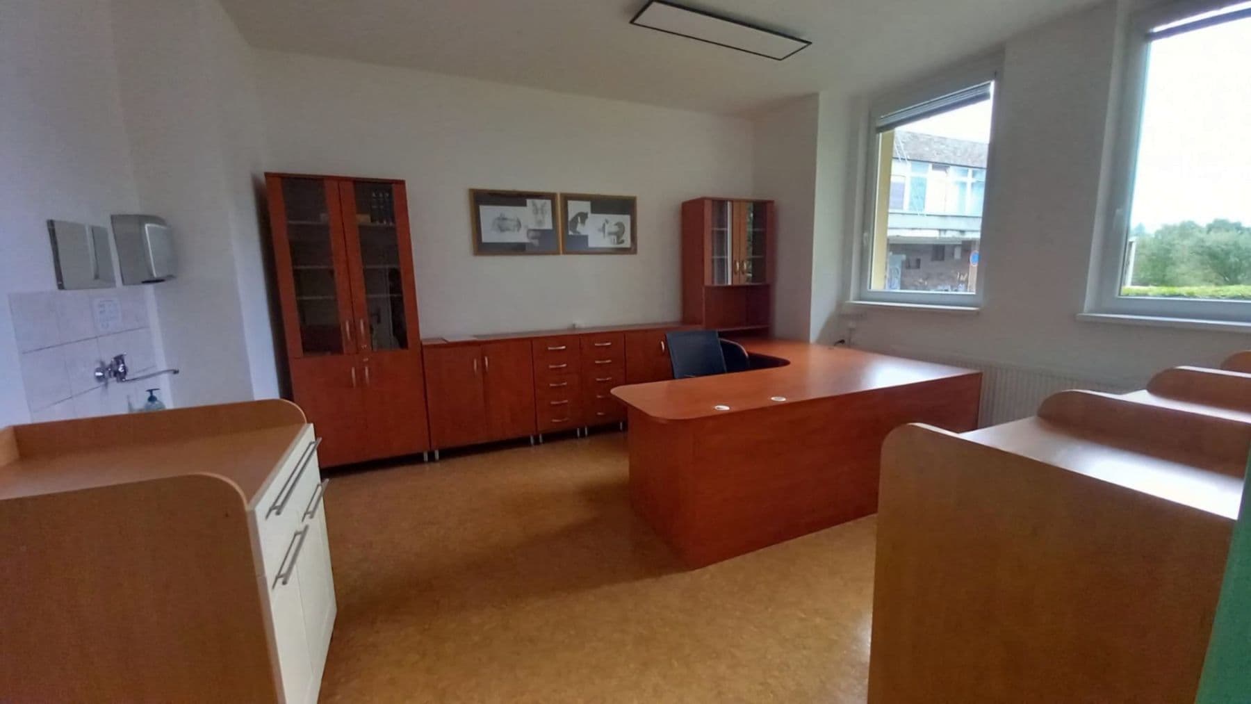 non-residential property to rent, 95 m², Aloisina výšina, Liberec, Liberecký Region non-residential property to rent, 95 m², Aloisina výšina, Liberec, Liberecký Region