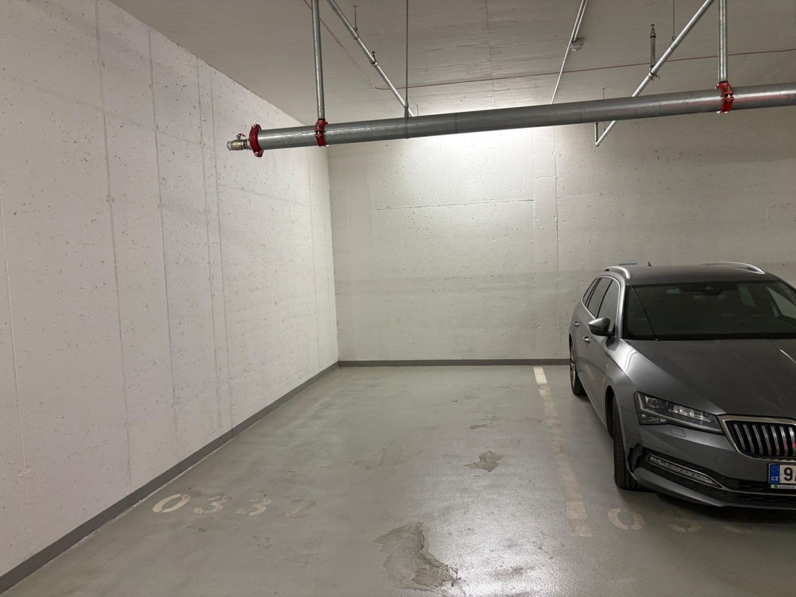 garage to rent, 12 m², Seifertova, Prague, Prague garage to rent, 12 m², Seifertova, Prague, Prague