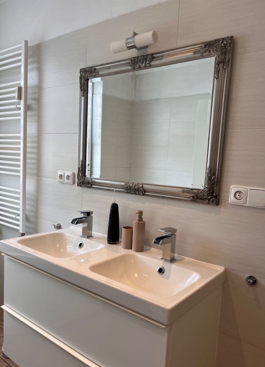2 bedroom with open-plan kitchen flat for sale, 79 m², Osvoboditelů, Louny, Ústecký Region 2 bedroom with open-plan kitchen flat for sale, 79 m², Osvoboditelů, Louny, Ústecký Region
