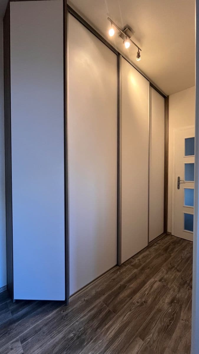 2 bedroom with open-plan kitchen flat for sale, 79 m², Osvoboditelů, Louny, Ústecký Region 2 bedroom with open-plan kitchen flat for sale, 79 m², Osvoboditelů, Louny, Ústecký Region
