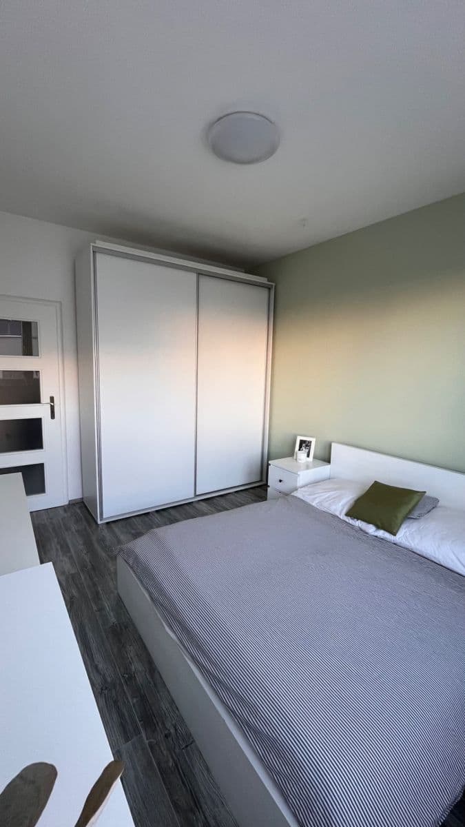 2 bedroom with open-plan kitchen flat for sale, 79 m², Osvoboditelů, Louny, Ústecký Region 2 bedroom with open-plan kitchen flat for sale, 79 m², Osvoboditelů, Louny, Ústecký Region