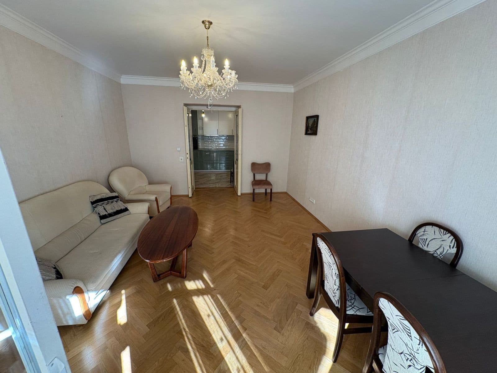 3 bedroom with open-plan kitchen flat for sale, 94 m², Mahenova, Prague, Prague 3 bedroom with open-plan kitchen flat for sale, 94 m², Mahenova, Prague, Prague