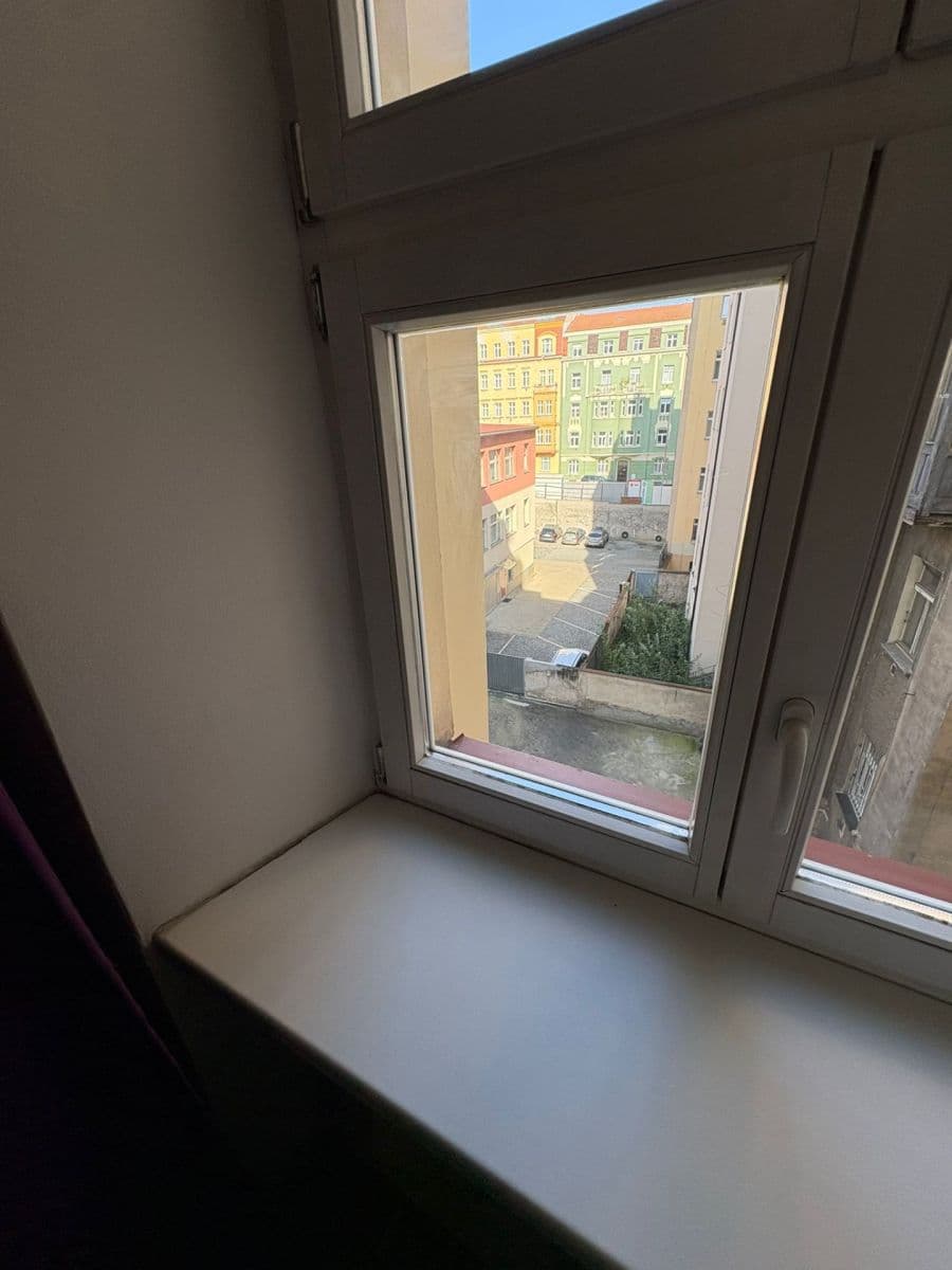 3 bedroom with open-plan kitchen flat for sale, 94 m², Mahenova, Prague, Prague 3 bedroom with open-plan kitchen flat for sale, 94 m², Mahenova, Prague, Prague