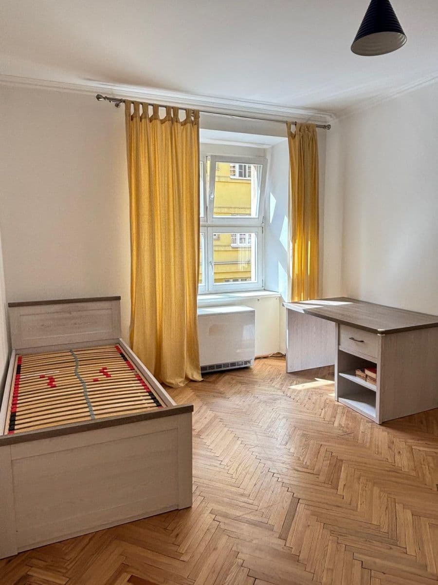 3 bedroom with open-plan kitchen flat for sale, 94 m², Mahenova, Prague, Prague 3 bedroom with open-plan kitchen flat for sale, 94 m², Mahenova, Prague, Prague