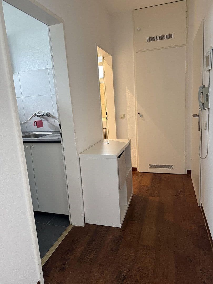 1 bedroom flat to rent, 35 m², Meerbusch, North Rhine-Westphalia 1 bedroom flat to rent, 35 m², Meerbusch, North Rhine-Westphalia
