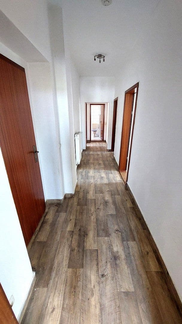 2 bedroom with open-plan kitchen flat to rent, 77 m², Weißenfels, Saxony-Anhalt 2 bedroom with open-plan kitchen flat to rent, 77 m², Weißenfels, Saxony-Anhalt