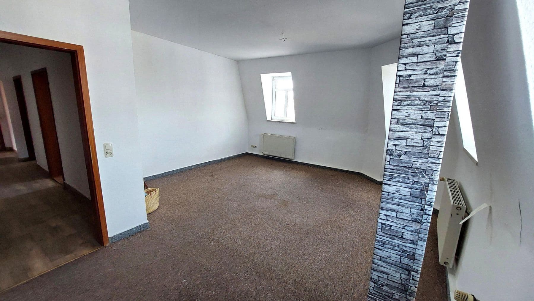 2 bedroom with open-plan kitchen flat to rent, 77 m², Weißenfels, Saxony-Anhalt 2 bedroom with open-plan kitchen flat to rent, 77 m², Weißenfels, Saxony-Anhalt