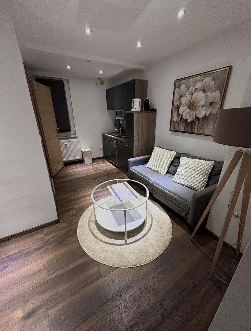 1 bedroom flat to rent, 30 m², Schwanheimer Str. 66a, Frankfurt, Hesse 1 bedroom flat to rent, 30 m², Schwanheimer Str. 66a, Frankfurt, Hesse
