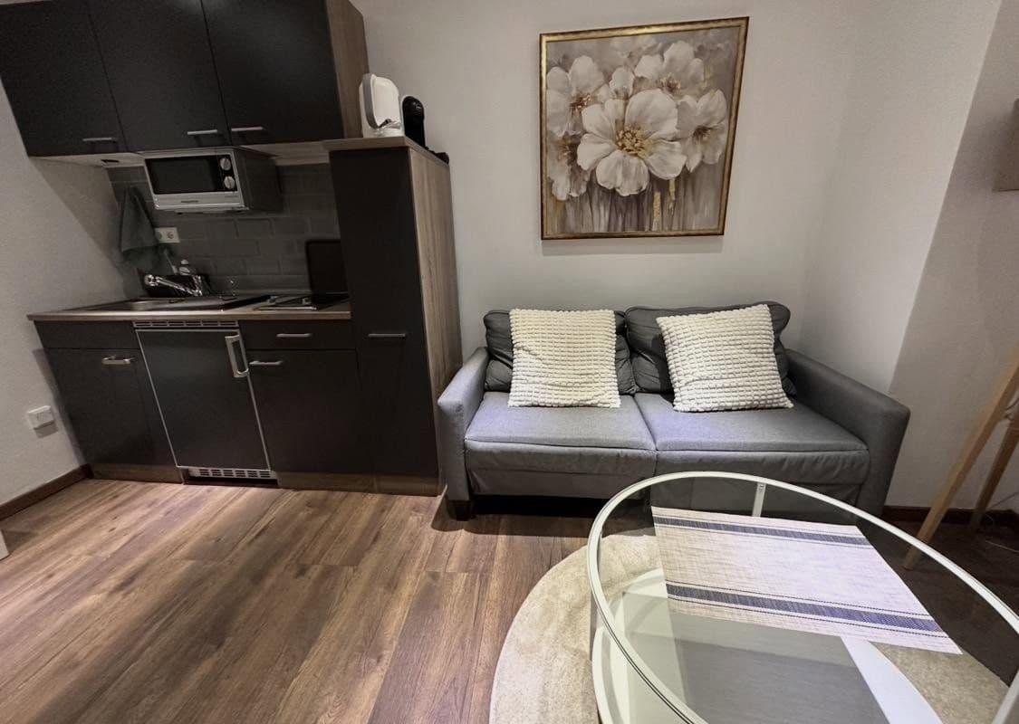 1 bedroom flat to rent, 30 m², Schwanheimer Str. 66a, Frankfurt, Hesse 1 bedroom flat to rent, 30 m², Schwanheimer Str. 66a, Frankfurt, Hesse