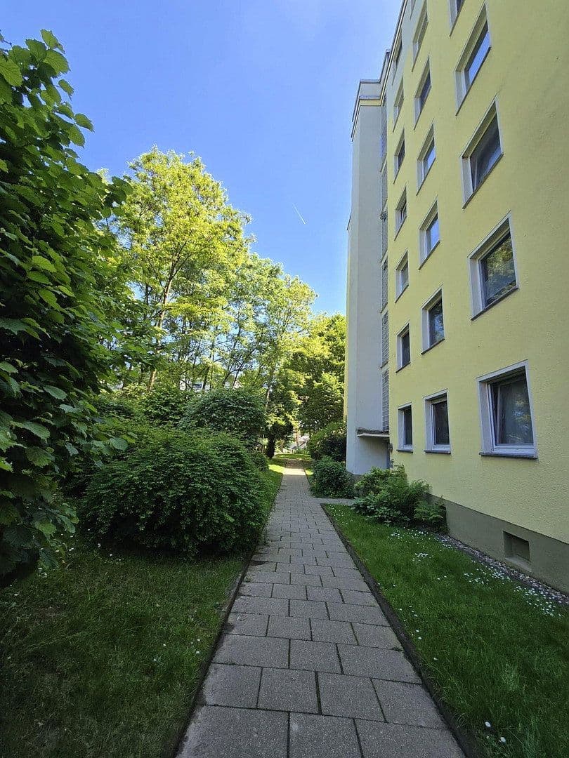 1 bedroom with open-plan kitchen flat for sale, 65 m², Moselstraße 23, Essen, North Rhine-Westphalia 1 bedroom with open-plan kitchen flat for sale, 65 m², Moselstraße 23, Essen, North Rhine-Westphalia