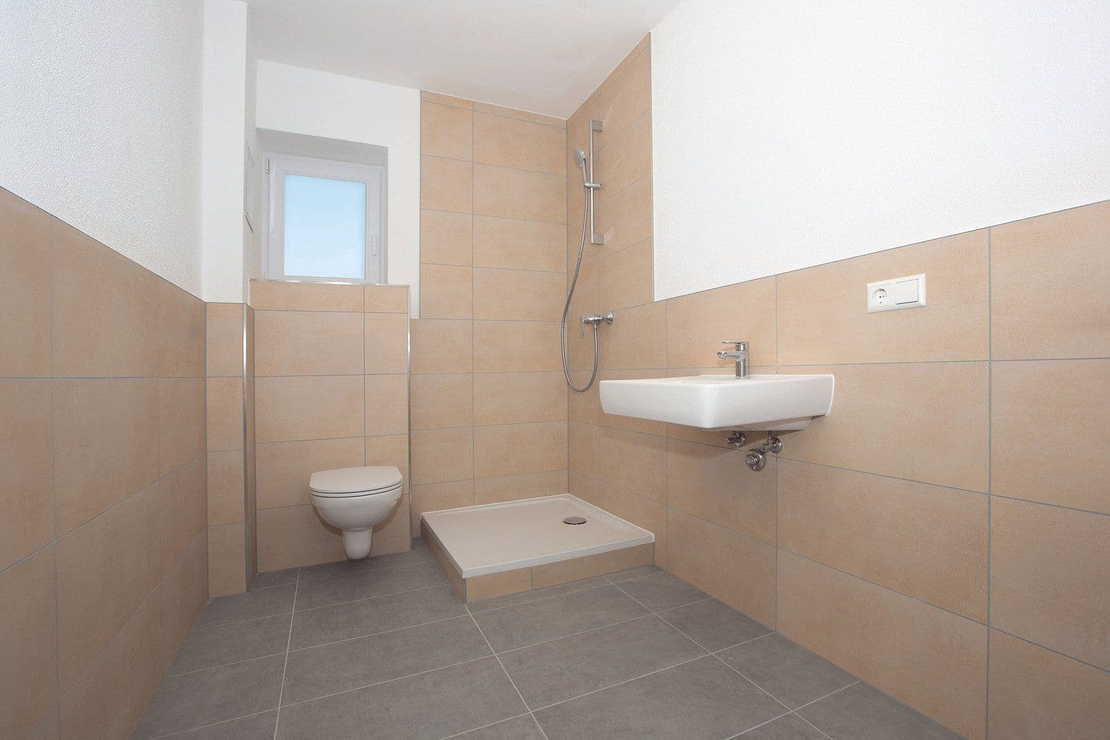 4 bedroom flat to rent, 94 m², Sulzburgstraße 40, Lenningen, Baden-Württemberg 4 bedroom flat to rent, 94 m², Sulzburgstraße 40, Lenningen, Baden-Württemberg